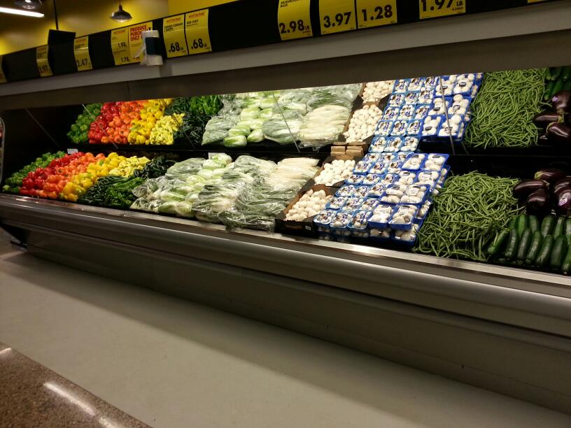 Blairs No Frills | 882 85 St SW, Calgary, AB T3H 0J5, Canada | Phone: (866) 987-6453