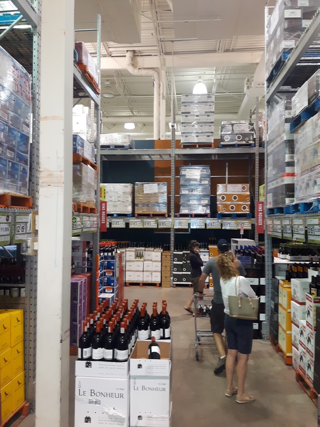 SAQ Dépôt | 3305 Boulevard des Récollets, Trois-Rivières, QC G9A 6M1, Canada | Phone: (819) 693-5572