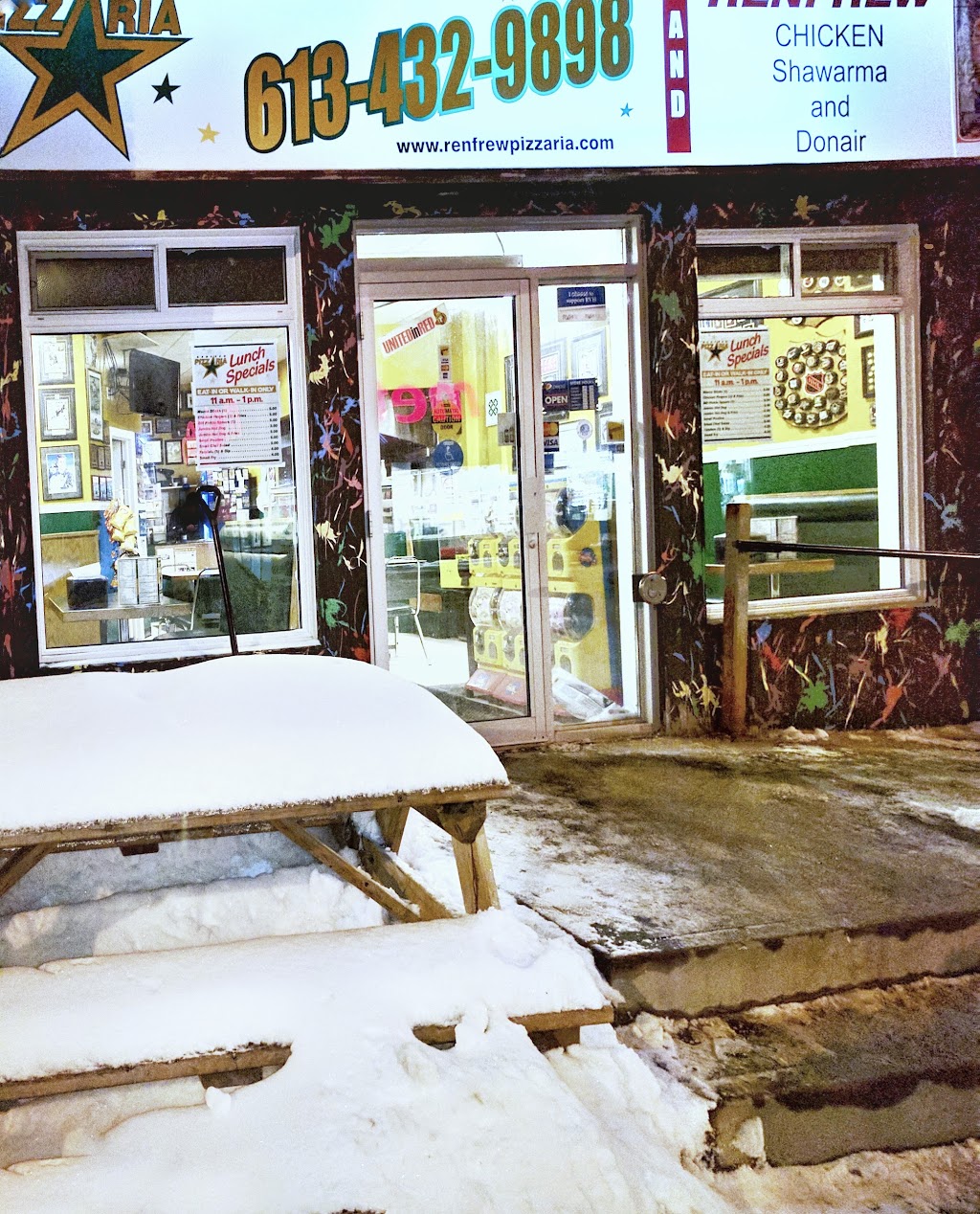 Renfrew Pizzerria | 98 Raglan St S, Renfrew, ON K7V 1R1, Canada | Phone: (613) 432-9898