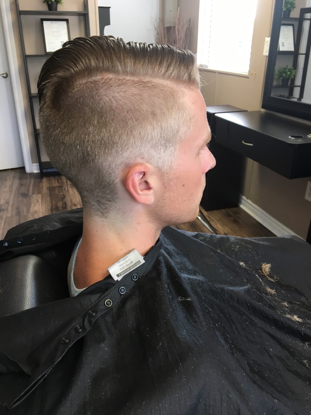 Carmens Hairstyling | 36 Charing Cross St, Brantford, ON N3R 5J9, Canada | Phone: (519) 757-7862