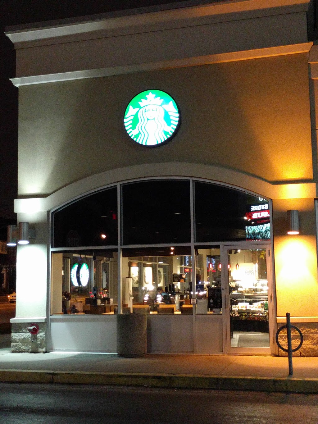 Starbucks | 2151 St Clair Ave W #108, Toronto, ON M6N 4Z5, Canada | Phone: (416) 763-0660
