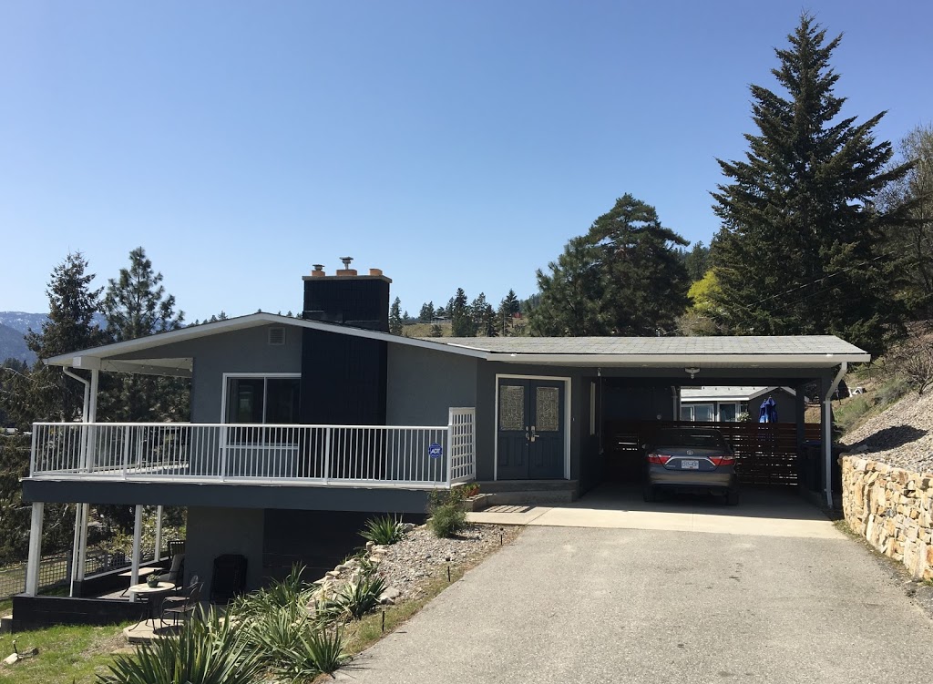 Mueller Haus Peachland Vacation Rental | 5815 MacGregor Rd, Peachland, BC V0H 1X4, Canada