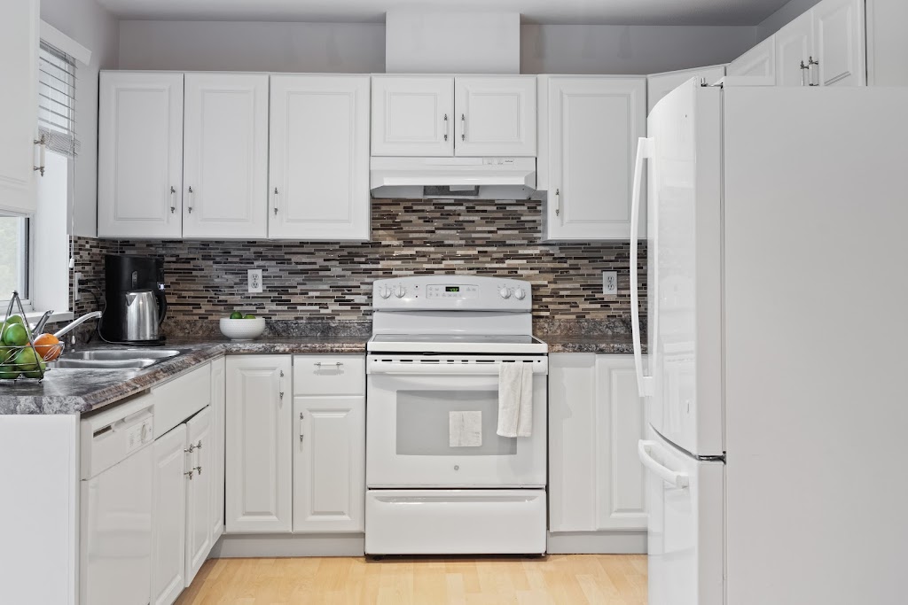 Bright Media | 3326 E 3rd Ave, Vancouver, BC V5M 1J6, Canada | Phone: (778) 319-6976