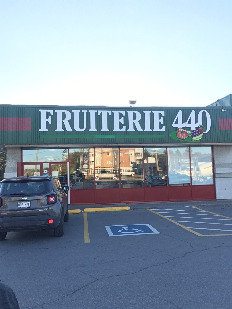 Fruiterie 440 | 1570 Chemin Gascon, Terrebonne, QC J6X 3A2, Canada | Phone: (450) 964-3885