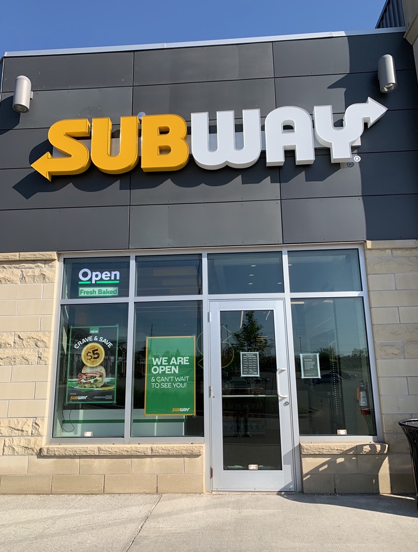 Subway | 450 Columbia St W, Waterloo, ON N2T 2W1, Canada | Phone: (519) 954-7827