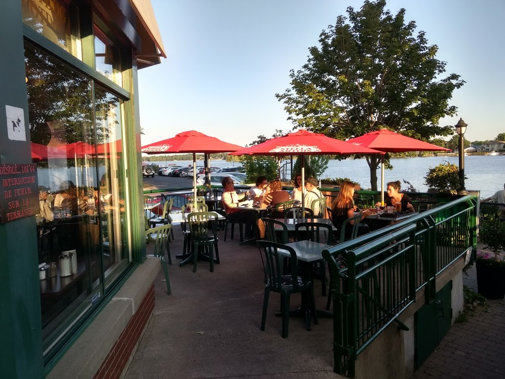 Restaurant Chez Basile | 74 Rue Sainte-Anne, Sainte-Anne-de-Bellevue, QC H9X 1L9, Canada