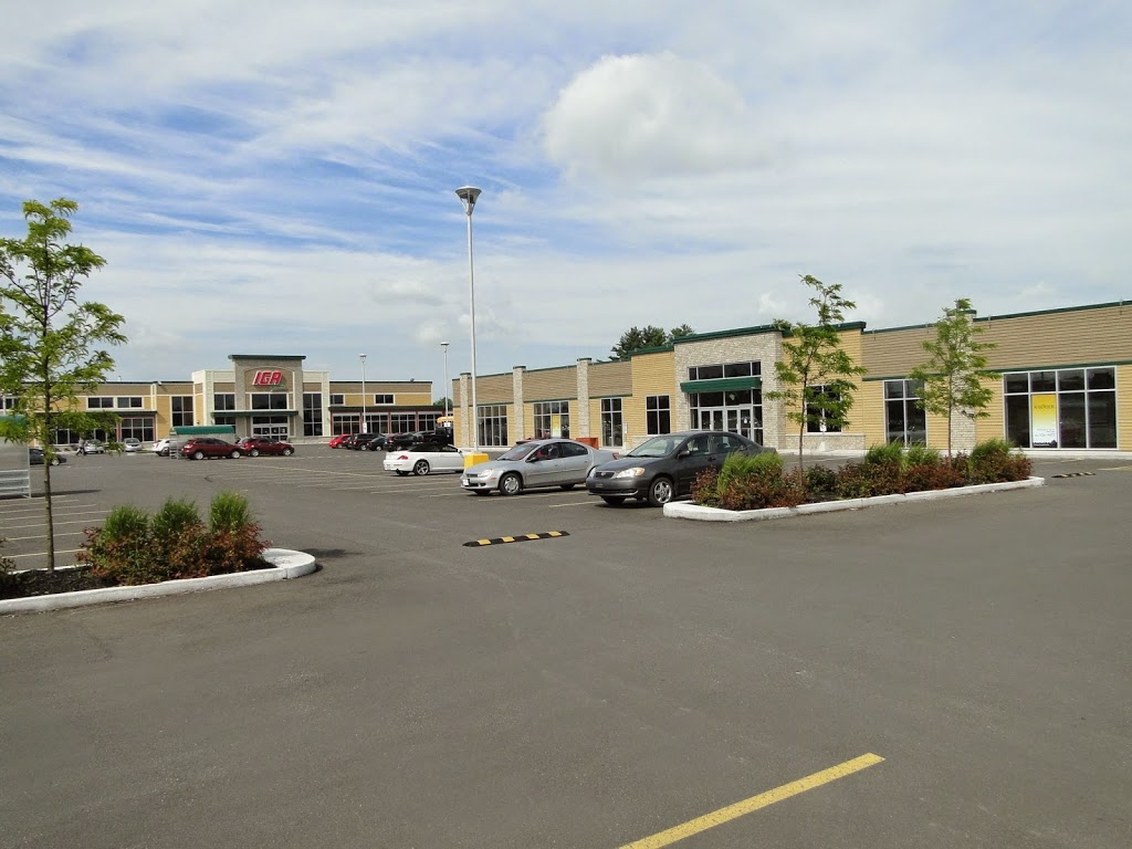 Centre Commercial Charpentier | 4565 Boulevard Saint-Joseph, Saint-Nicéphore, QC J2A 1B4, Canada | Phone: (819) 474-5130