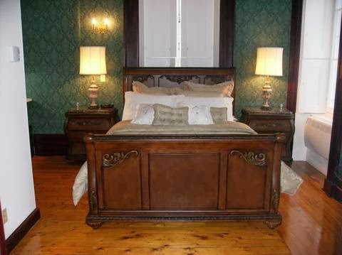 Gite Royal Dumontier | 512 Ave Royale, Quebec City, QC G1E 1Y1, Canada | Phone: (418) 660-7936