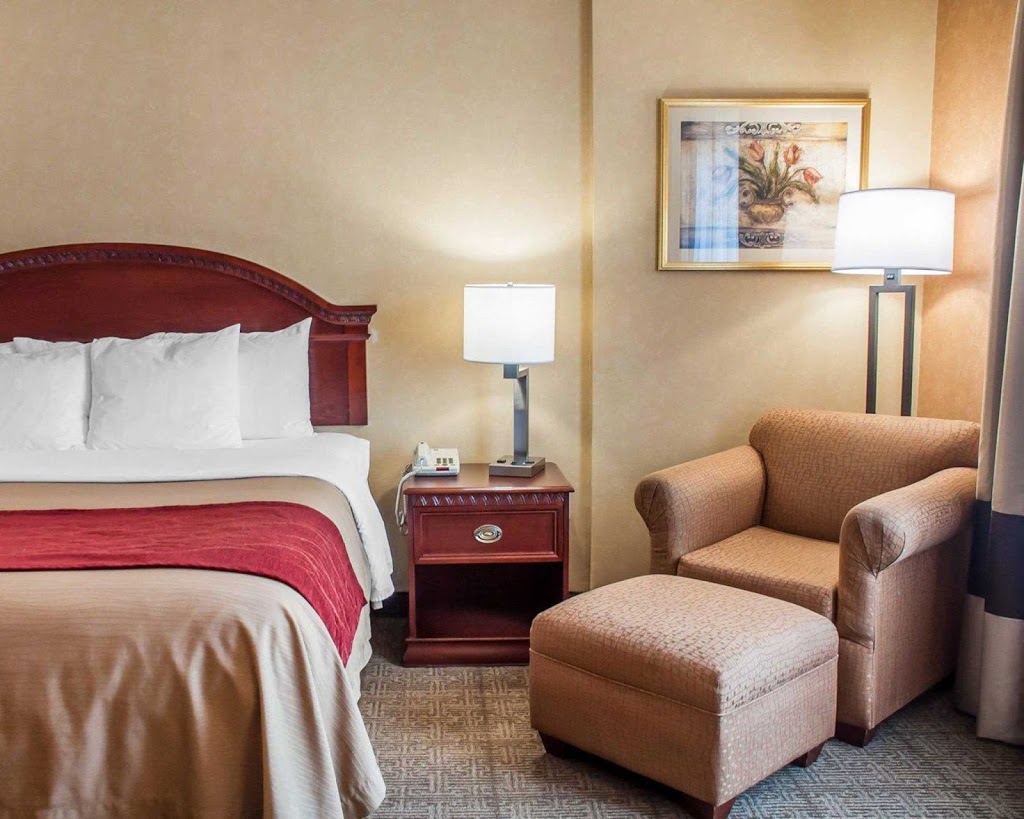 Comfort Inn Near Walden Galleria Mall | 475 Dingens St, Cheektowaga, NY 14206, USA | Phone: (716) 559-1512