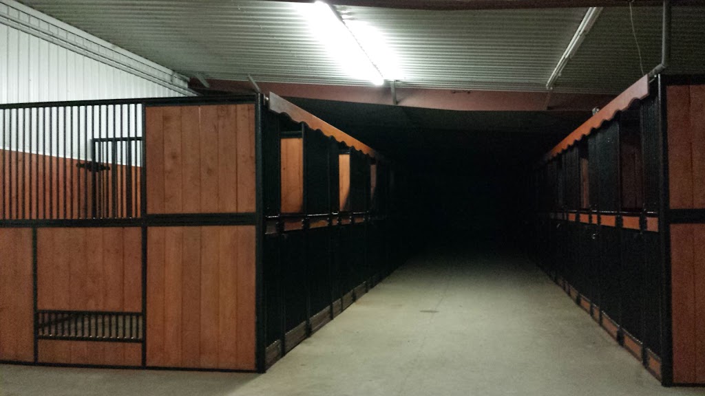 Sagehill Stables | 4180 Waverley St, Winnipeg, MB R3V 1L5, Canada | Phone: (800) 217-4184