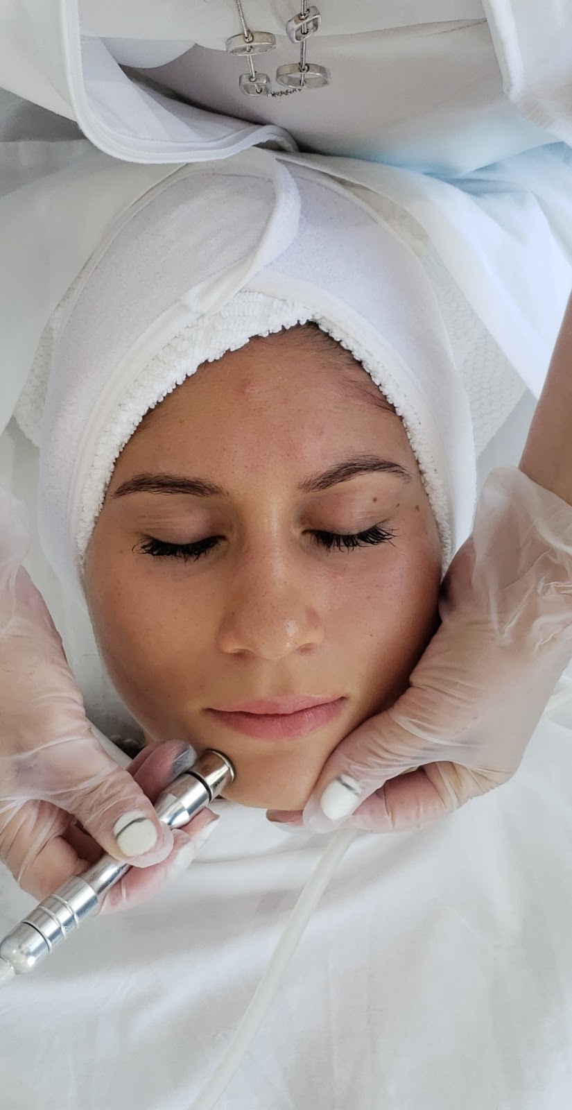 Laser Clinic and Spa | 35 Winchester Rd E, Whitby, ON L1M 1B4, Canada | Phone: (647) 922-9308