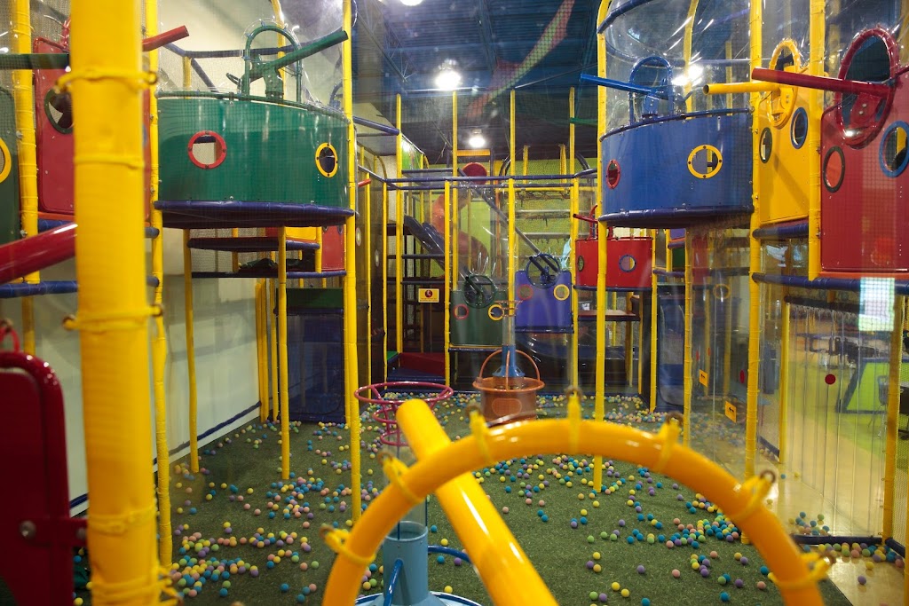 RécréOFUN | 1289 Av. Jules-Verne, LAncienne-Lorette, QC G2E 6L6, Canada | Phone: (418) 977-6386