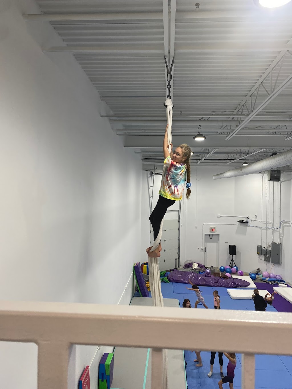 Legacy Acrobatics | 102 Commerce Park Dr #9, Barrie, ON L4N 8W8, Canada | Phone: (416) 702-8889