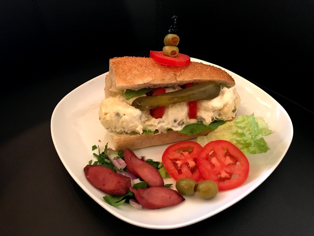 Khaki Cafe & Restaurant | 7163 Yonge St #120, Thornhill, ON L3T 2A9, Canada | Phone: (905) 597-9070