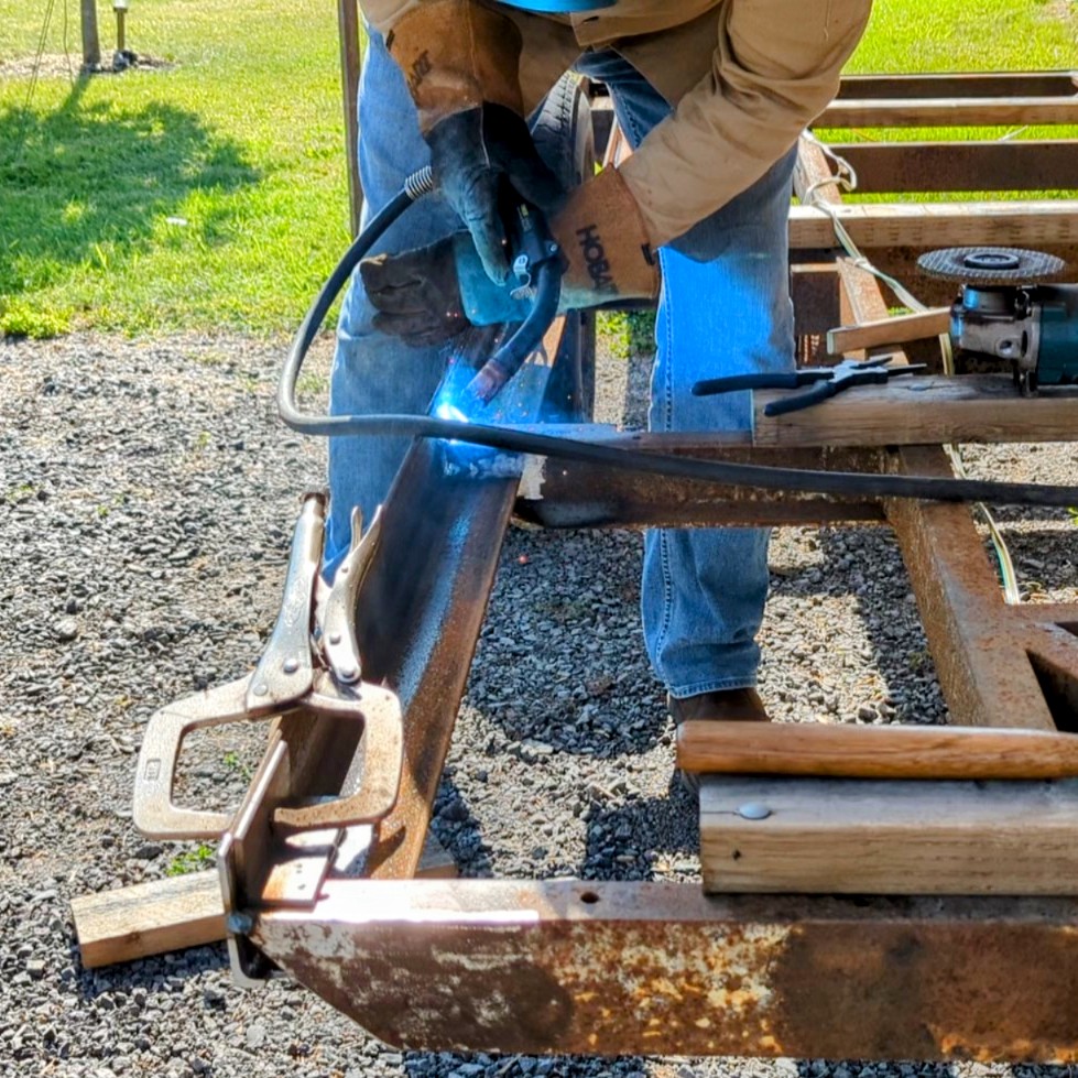 No. TWELVE Welding & Fabrication | 170 Pine Hill Crescent, Stirling, ON K0K 3E0, Canada | Phone: (613) 970-1851