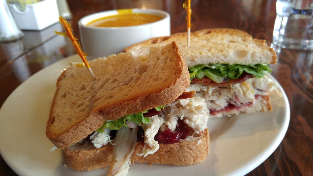 Wild Poppy Bistro | 541 1st Ave, Ladysmith, BC V9G 1A1, Canada | Phone: (250) 924-8696