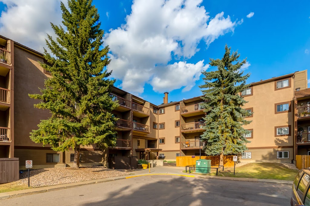 Christopher County | 1102 Hermitage Rd NW, Edmonton, AB T5A 4M3, Canada | Phone: (855) 247-1492