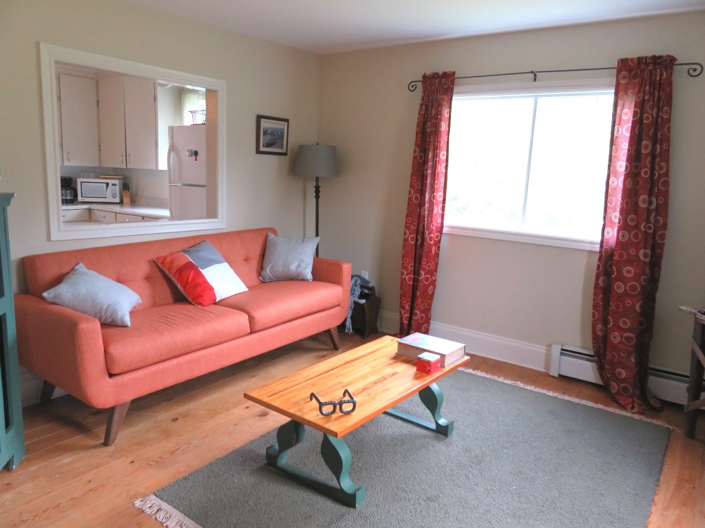 Cladach Cottage 63 Carters Beach Rd, Port Mouton, NS B0T 1T0, Canada