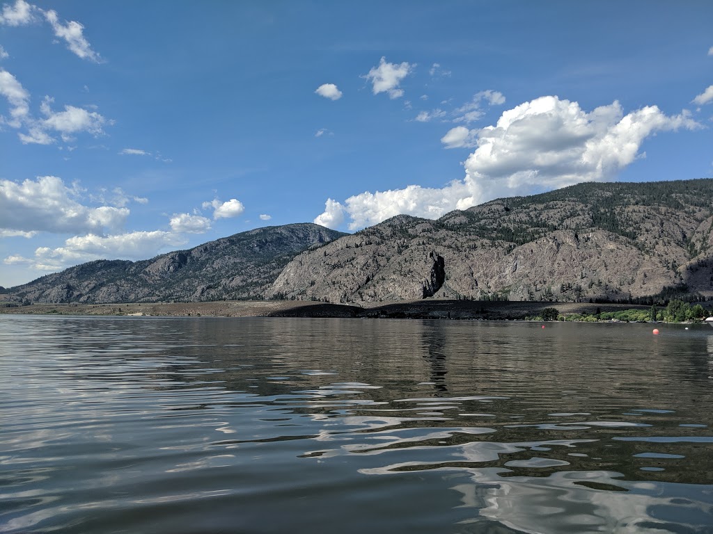 Desert Surfside Waterfront Accommodations | 7310 Main St, Osoyoos, BC V0H 1V0, Canada | Phone: (877) 495-2228
