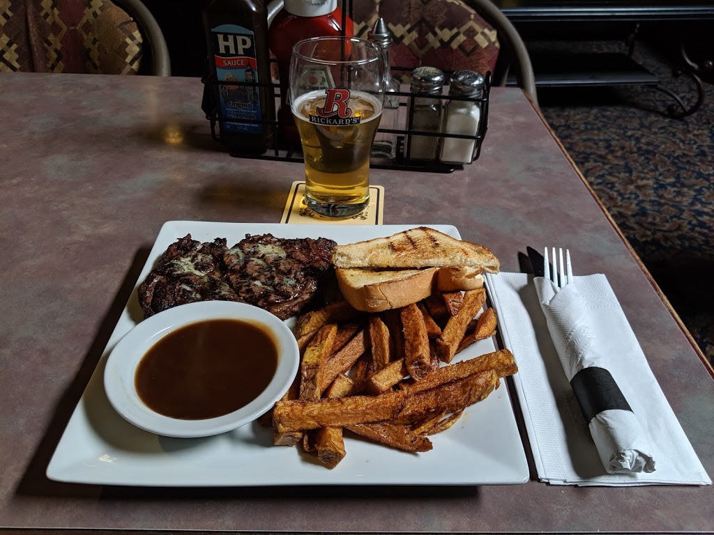 Goodfellows Pub | 3046 106 St, Edmonton, AB T6J 4A6, Canada | Phone: (780) 431-1111