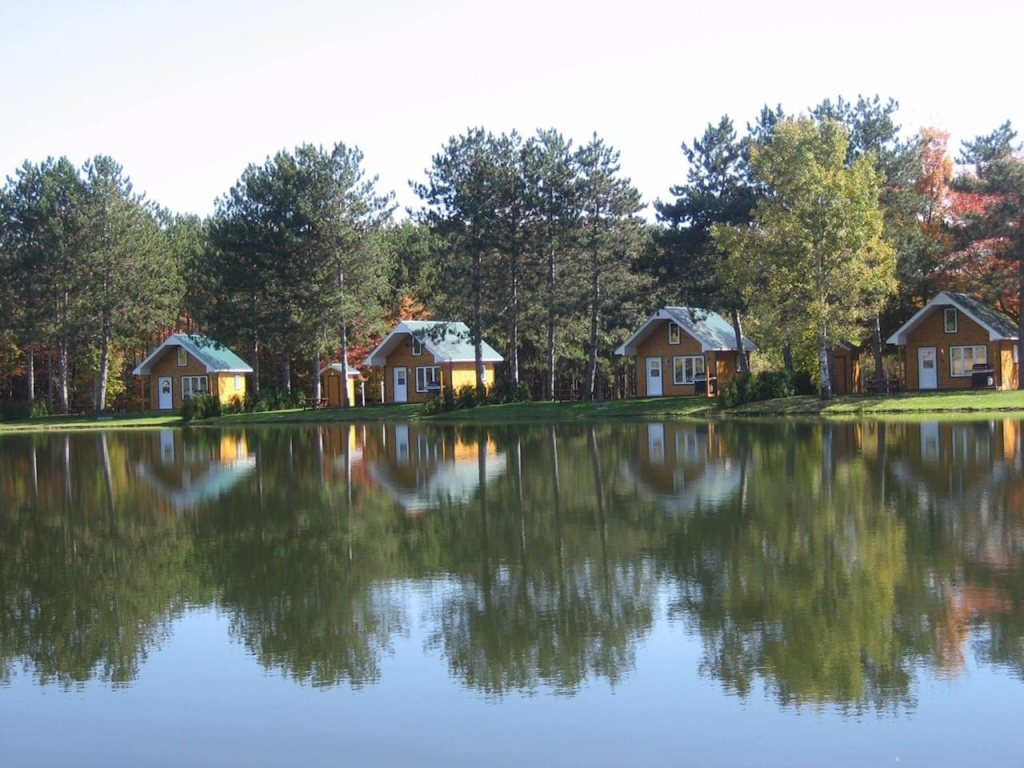 Camping Globe Trotter Inc. | 1200 Chemin de la Ligne Brandon, Saint-Félix-de-Valois, QC J0K 2M0, Canada | Phone: (450) 889-5832