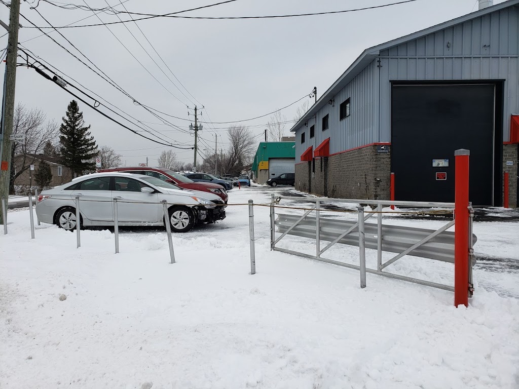 Carrosserie MPM inc. | 6050 Ch. de la Savane, Saint-Hubert, QC J3Y 8Y9, Canada | Phone: (450) 468-9444