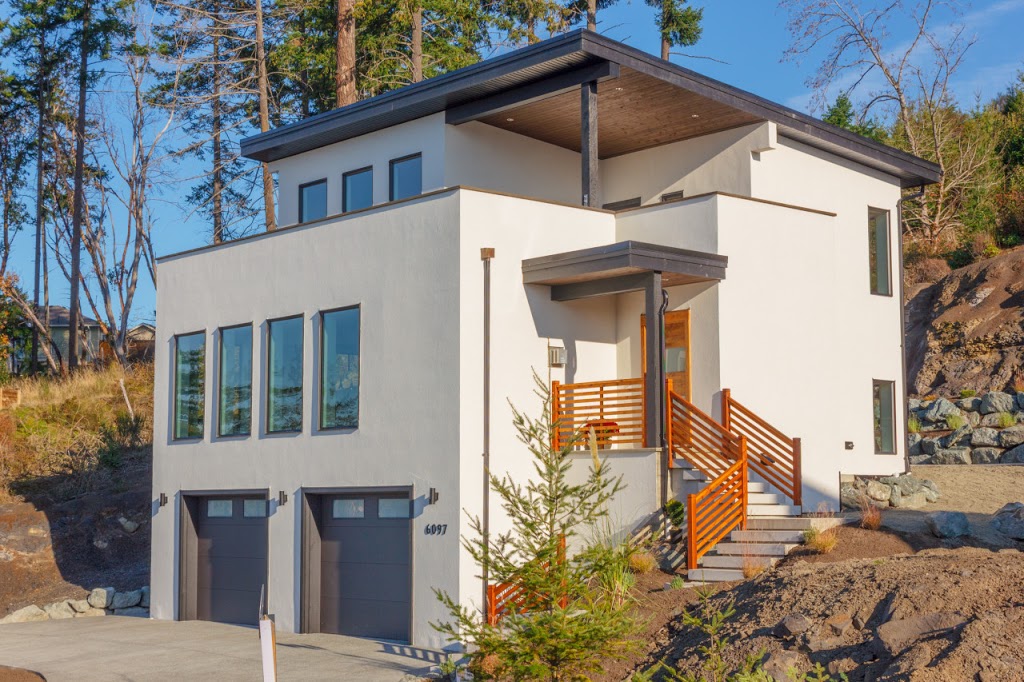 Layne Britton PREC RE/MAX Alliance | 770B Hillside Ave, Victoria, BC V8T 1Z6, Canada | Phone: (250) 588-6011