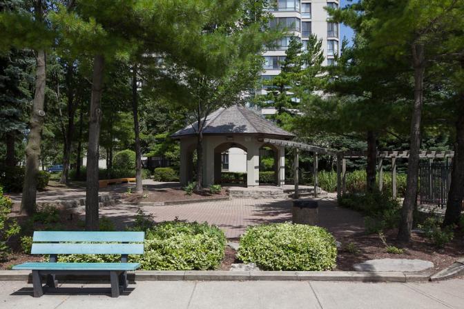 2 & 4 Hanover Road | 4 Hanover Rd, Brampton, ON L6S 4J1, Canada | Phone: (647) 793-7182