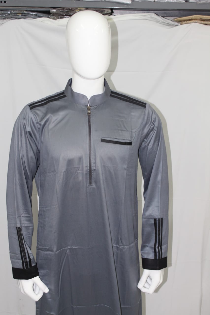 Al Hashmi Thobes & Kurtas | 55 Marcos Blvd, Scarborough, ON M1K 5A7, Canada | Phone: (416) 578-5313