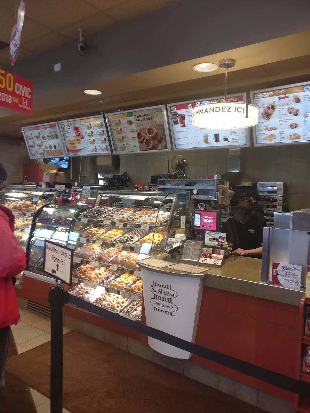 Tim Hortons | 17 Boulevard Saint-Jean-Baptiste, Châteauguay, QC J6J 3H5, Canada | Phone: (450) 692-5052