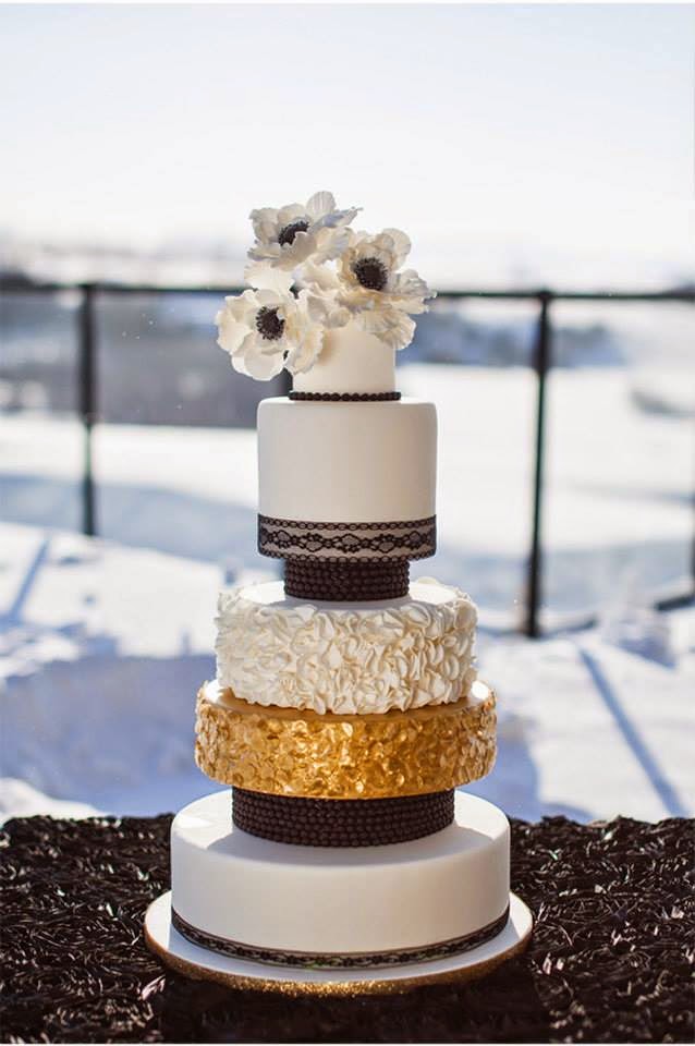 Whippt Desserts & Catering | 5329 72 Ave SE #4, Calgary, AB T2C 4X6, Canada | Phone: (587) 471-1032