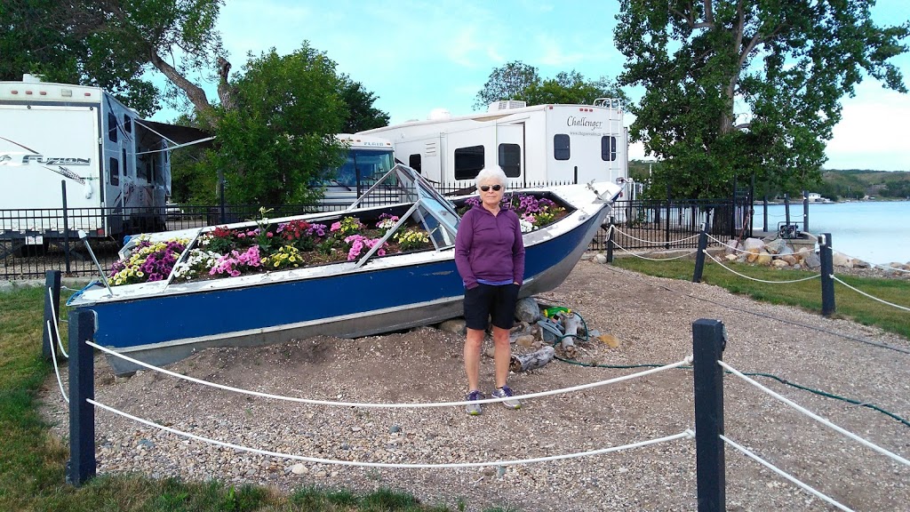 B-Say-Tah Point Bed & Breakfast | 86 SK-210, Fort QuAppelle, SK S0G 1S0, Canada | Phone: (306) 332-5988