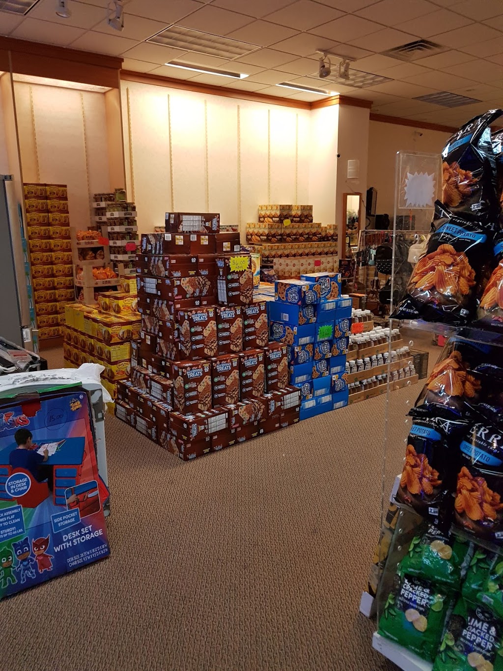 Nickel City Outlet | 3500 Main St Ste 230, Buffalo, NY 14226, USA | Phone: (716) 259-9729
