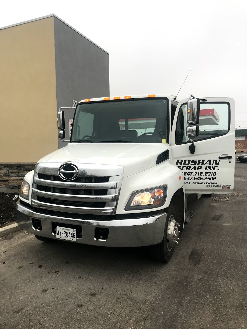 Top Cash Scrap Car | 84 Braebrook Dr, Whitby, ON L1R 0M9, Canada | Phone: (905) 441-0284