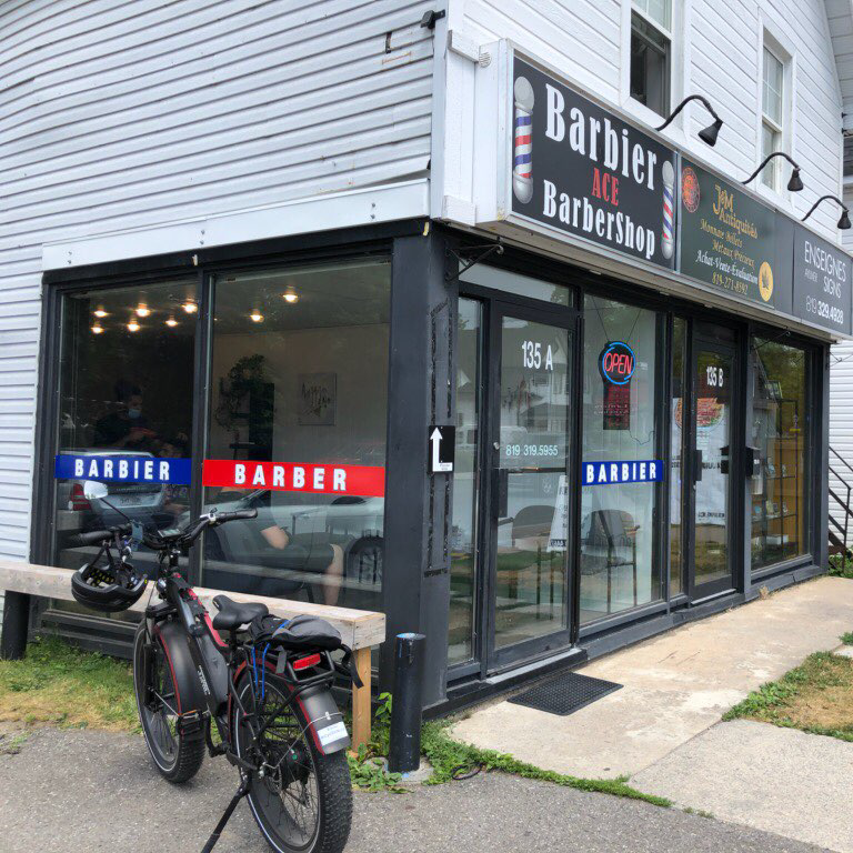 ACE Barber Shop Barbier | 135-A Rue Principale, Gatineau, QC J9H 3M6, Canada | Phone: (819) 319-5955