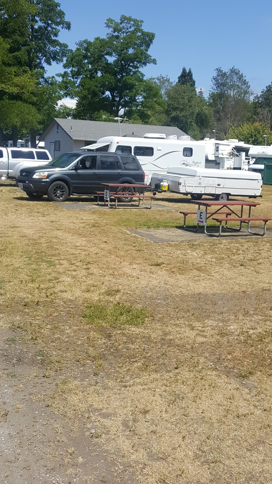 Beachside RV Park | 7630 Birch Bay Dr, Blaine, WA 98230, USA | Phone: (360) 371-5962