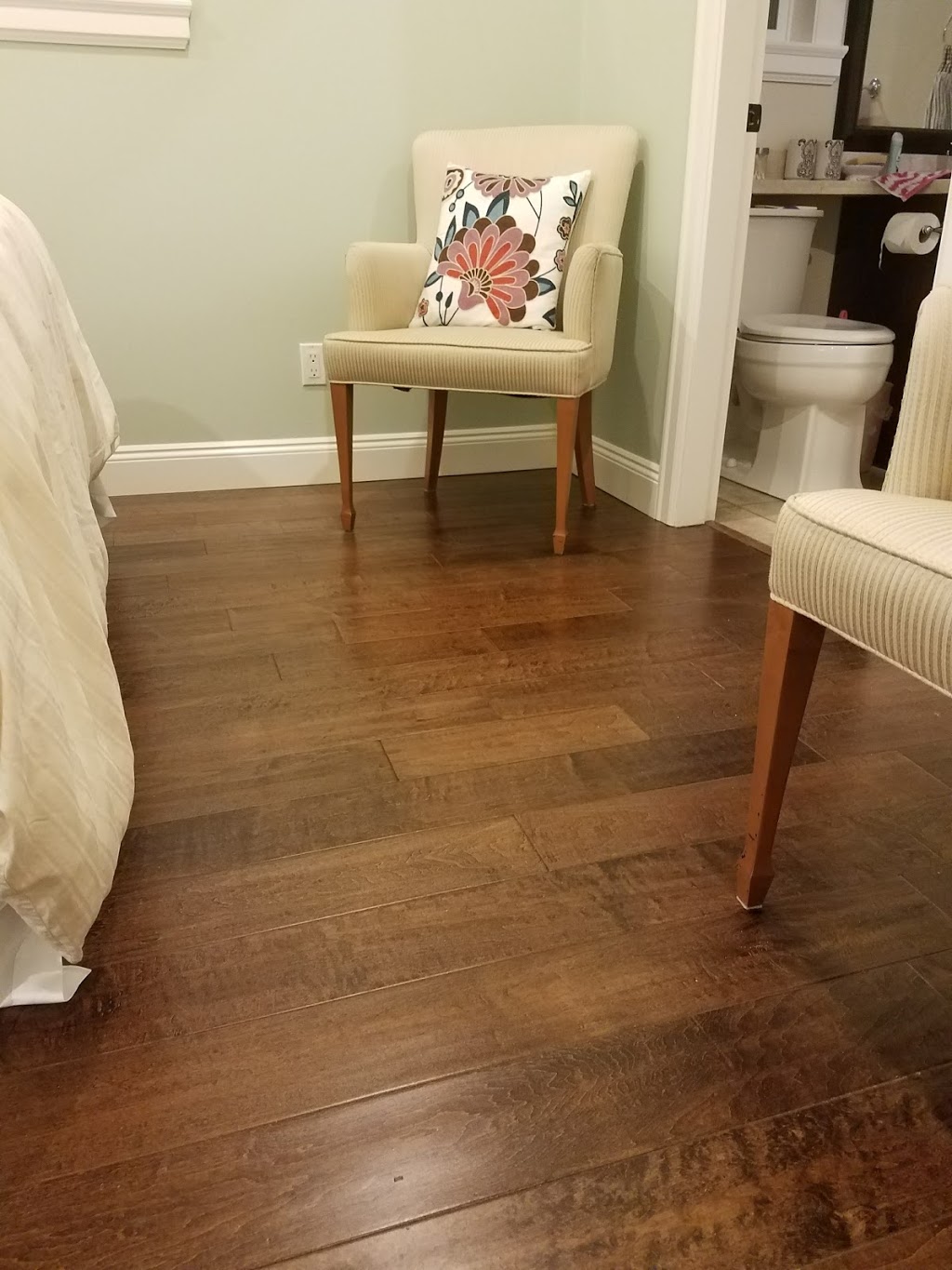 White Rose BnB | 1752 156a St, Surrey, BC V4A 4W1, Canada | Phone: (778) 882-8105