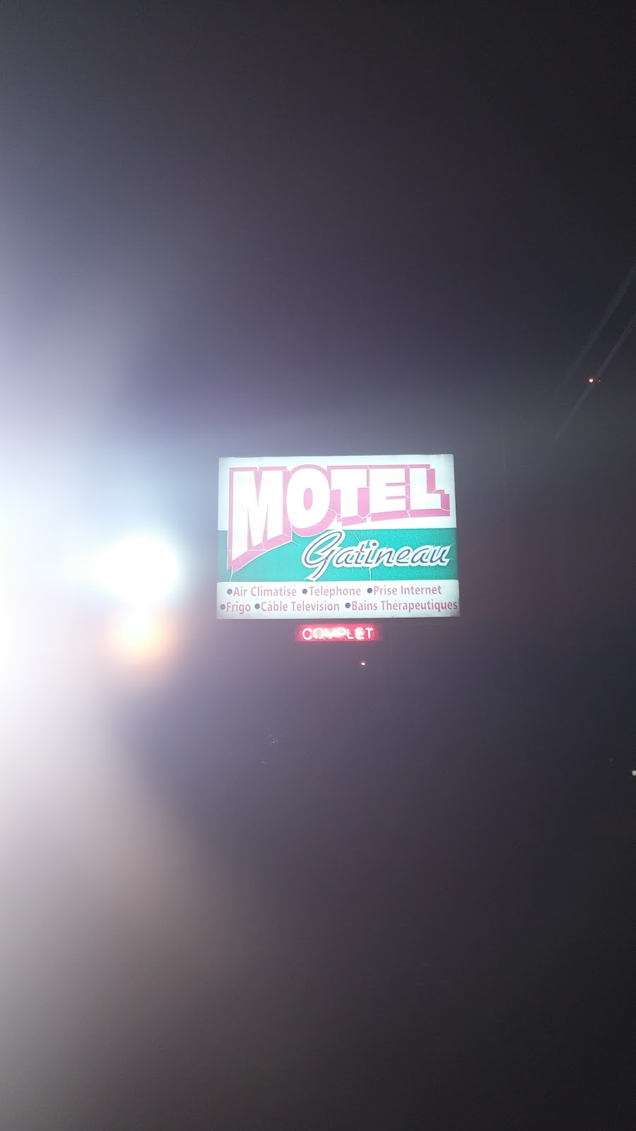Motel Gatineau | 793 Boulevard Maloney E, Gatineau, QC J8P 1G5, Canada | Phone: (819) 663-4208