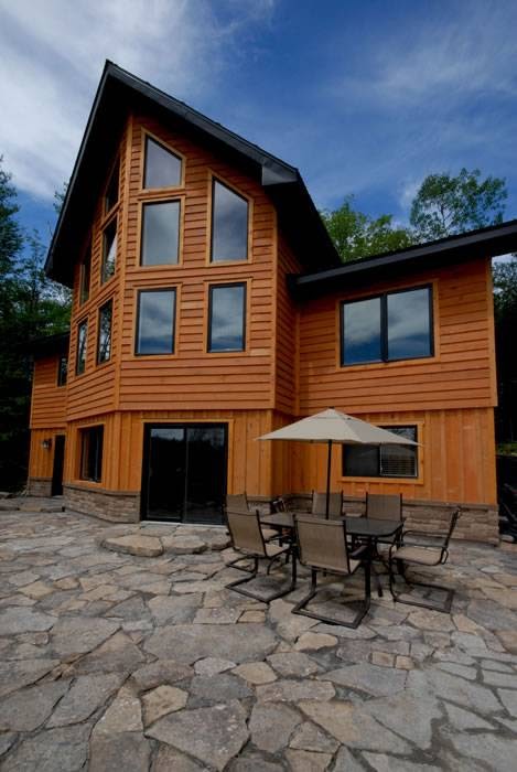 Labrador Lodge | 12 Chemin du Labrador, Wakefield, QC J0X 3G0, Canada | Phone: (613) 203-5788