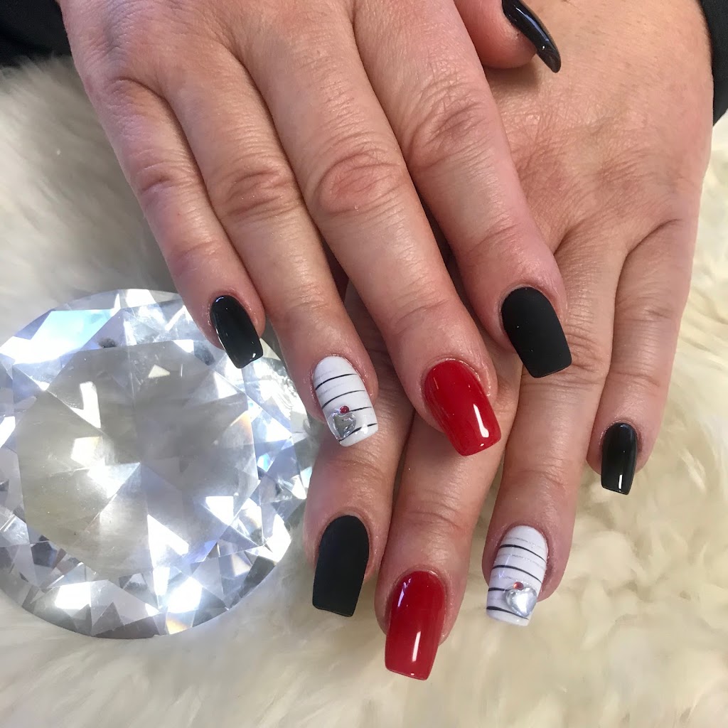 Crystal Nails and Beauty Bar | point of interest | 560 Copper Creek Dr #3, Markham, ON L6B 0S1, Canada | 9052015888 OR +1 905-201-5888
