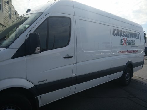 CrossBorder Express | 4444 Drummond Rd unit a, Niagara Falls, ON L2E 6C6, Canada | Phone: (289) 296-4844