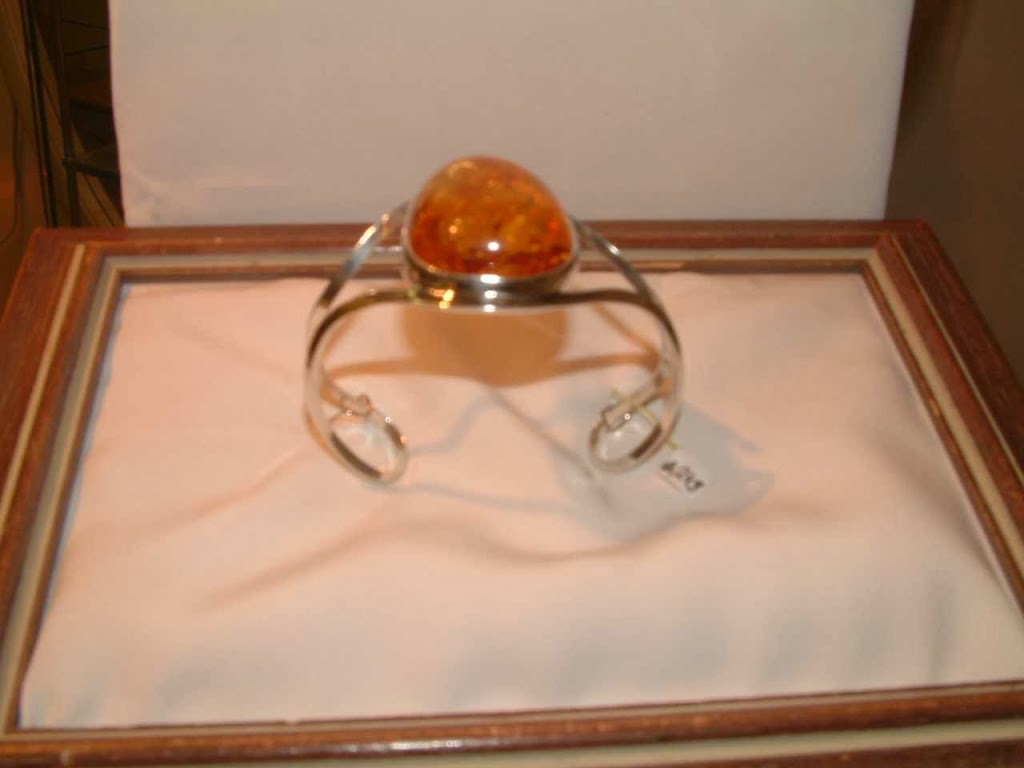 Amber Room The | 34 Princess St, Kingston, ON K7L 1A4, Canada | Phone: (613) 544-4197