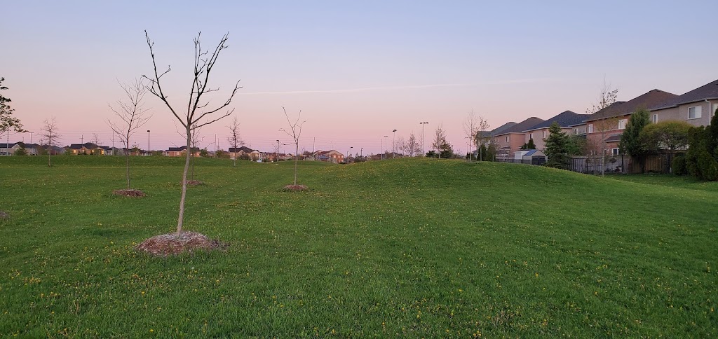 Churchill Meadows Splash Pad | 3370 McDowell Dr, Mississauga, ON L5M 6R8, Canada | Phone: (905) 615-4100