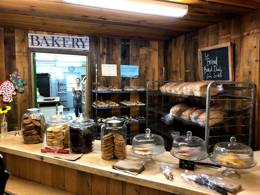 Green Pig Country Market Ltd | 2927 Fredericton Rd, Salisbury, NB E4J 2E6, Canada | Phone: (506) 372-5640