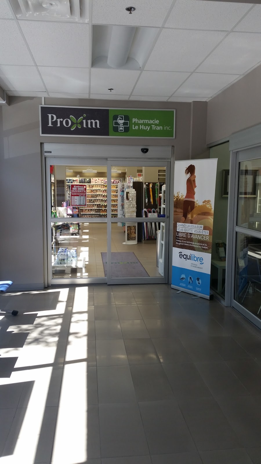 Proximed pharmacie affiliée - Le Huy Tran | 2529 Rue Allard, Montréal, QC H4E 2L5, Canada | Phone: (514) 767-0707