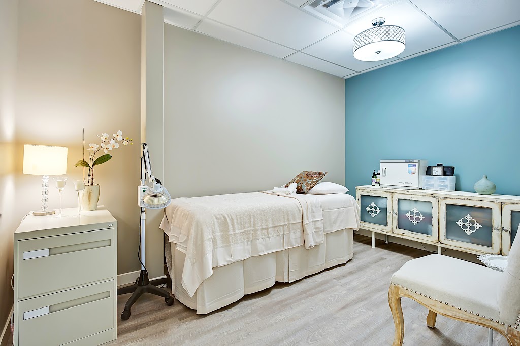 Essence Wellness Clinic - Marda Loop | 3425 22 St SW #305, Calgary, AB T2T 6S8, Canada | Phone: (403) 383-3228
