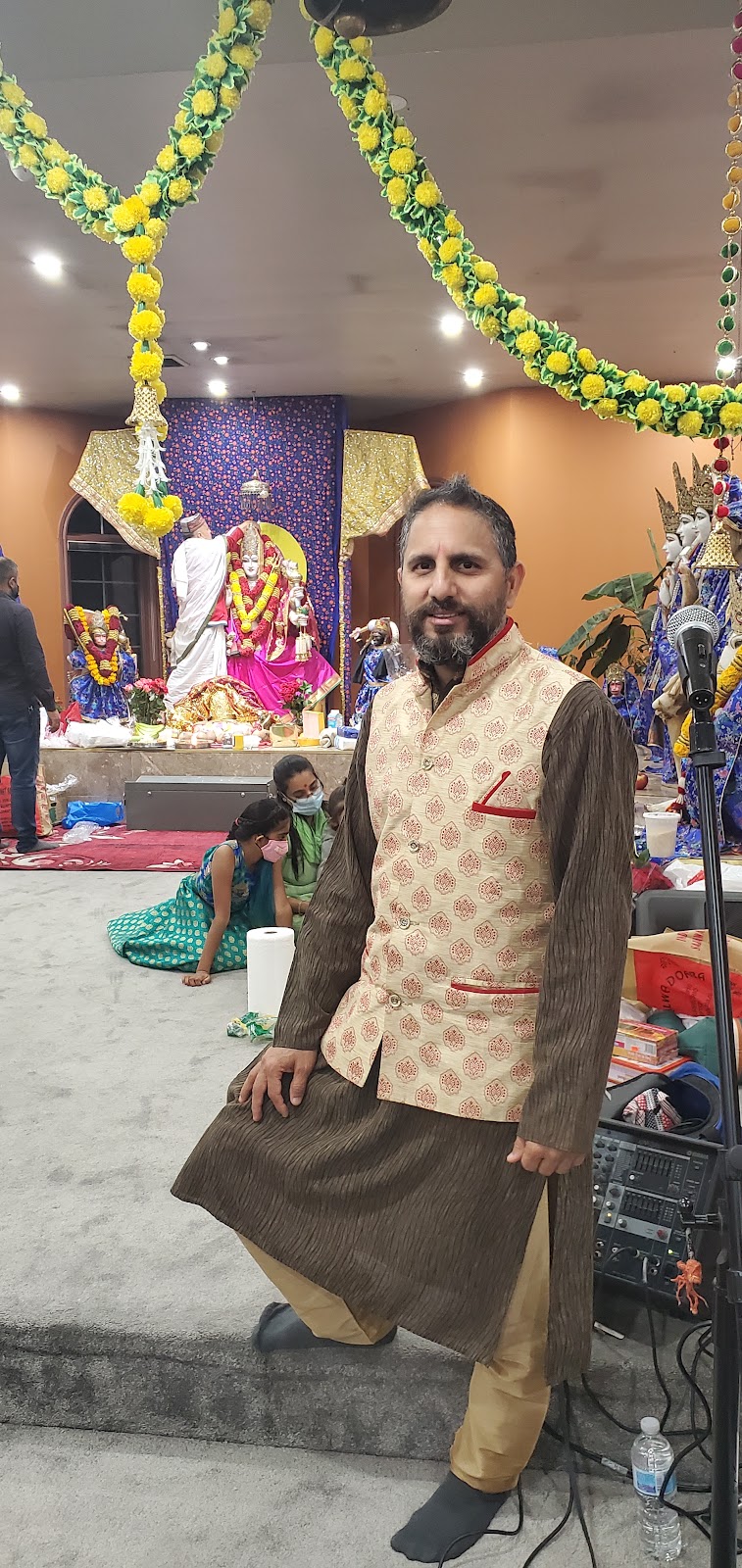 Pandit Tarun Devgan | Rutherford Rd N, Brampton, ON L6V 2X9, Canada | Phone: (416) 838-7731