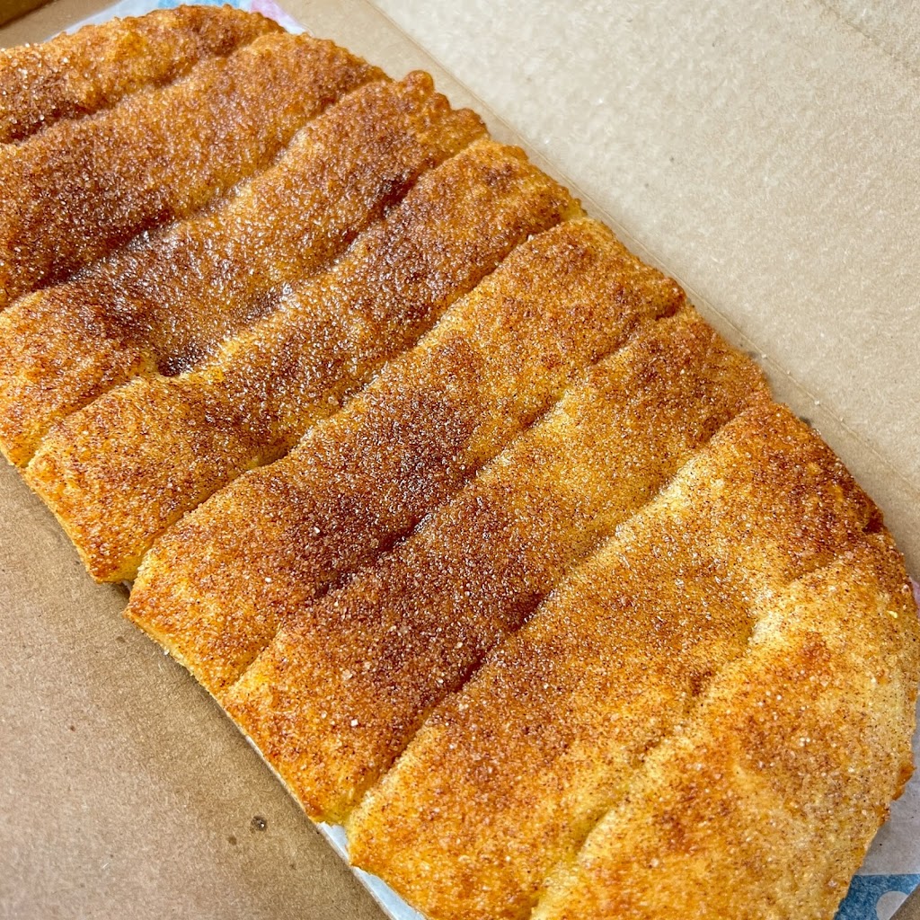 Dominos Pizza | 420 Leacock Dr, Barrie, ON L4N 5G5, Canada | Phone: (705) 481-1555