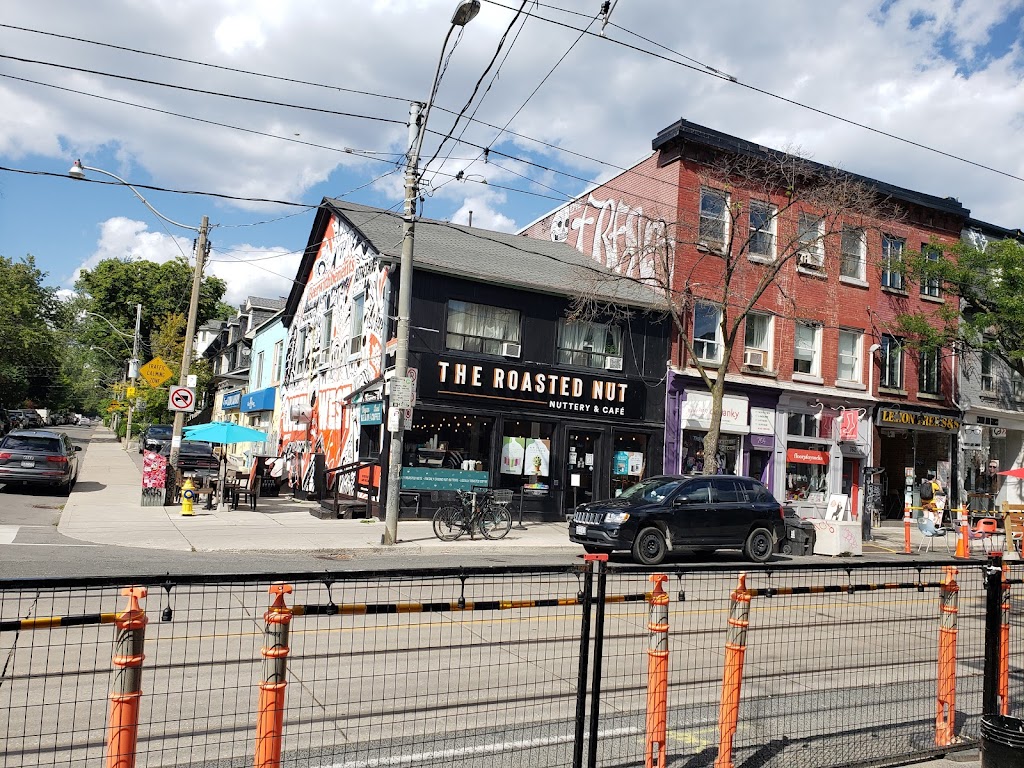 The Roasted Nut | 768 Queen St W, Toronto, ON M6J 1E9, Canada | Phone: (416) 546-1935
