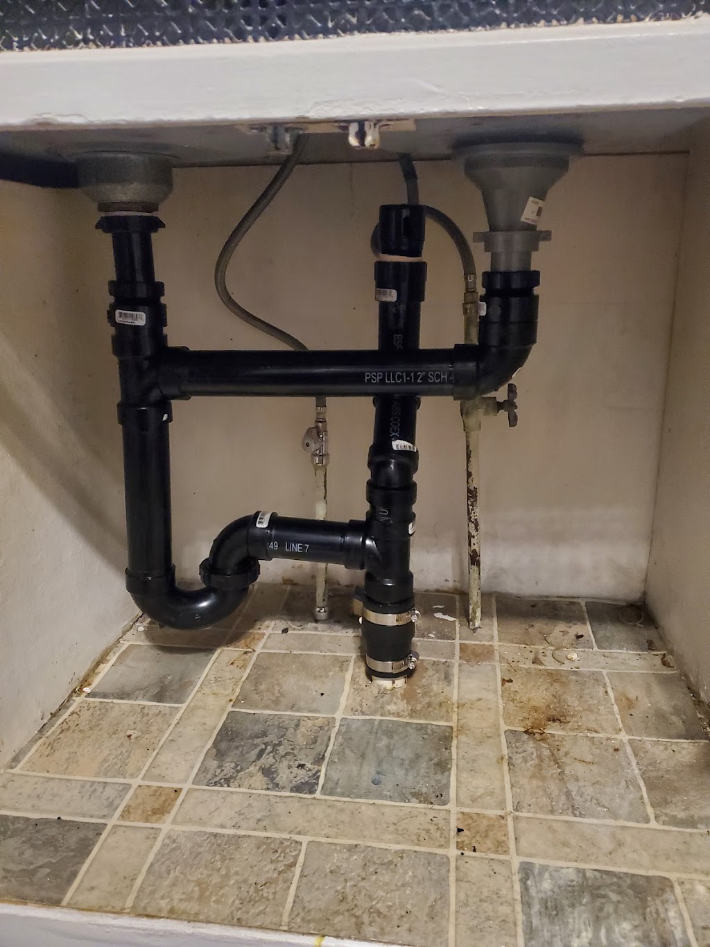 Plugs and Plungers | 145 John St, Moncton, NB E1C 2H5, Canada | Phone: (506) 232-9532
